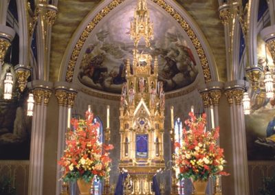 Altar, Basilica of the Sacred Heart, Notre Dame - Photo: Don Dubroff