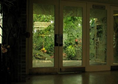 Leptat® etched glass doors create beauty and safety in entryways at the Mitchell Park Domes